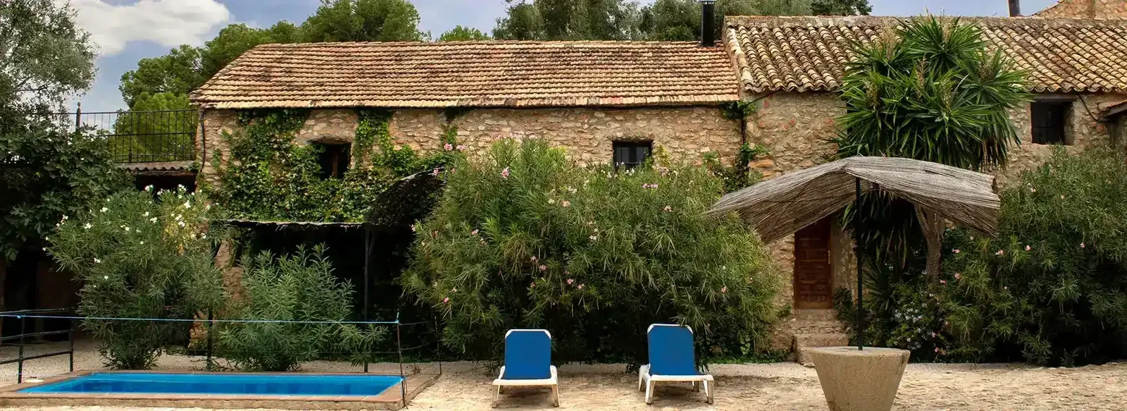 The house and pool at Sierra Recovery, Málaga