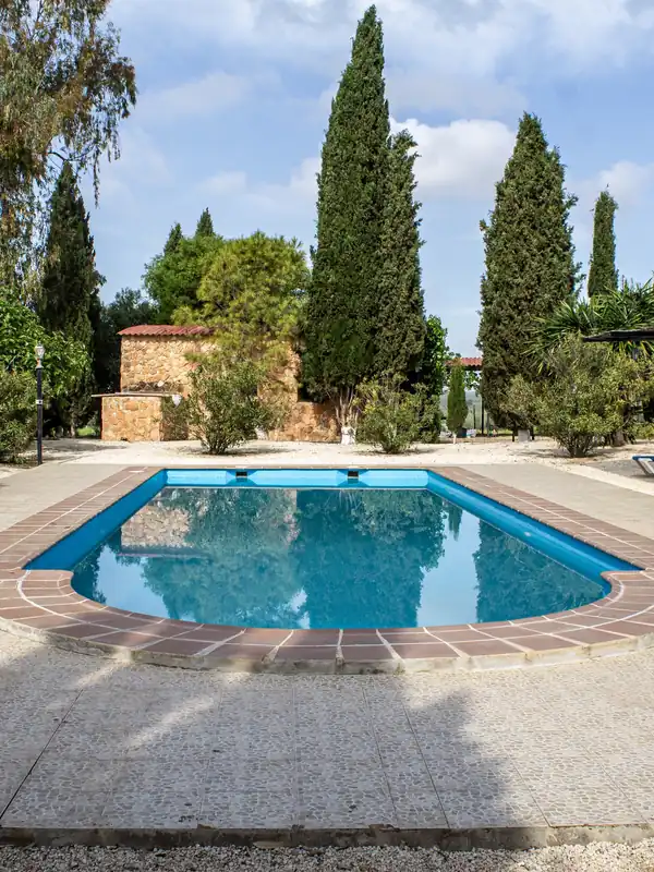rehab-pool