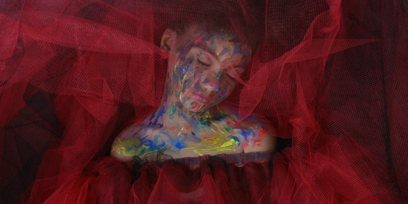 sierra recovery drug detox woman red dress veil