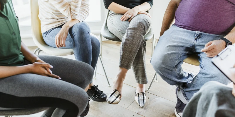 sierra recovery group therapy people sitting circle