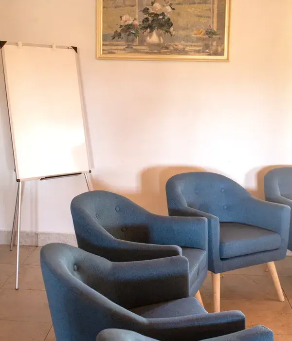 sierra recovery room chairs whiteboard